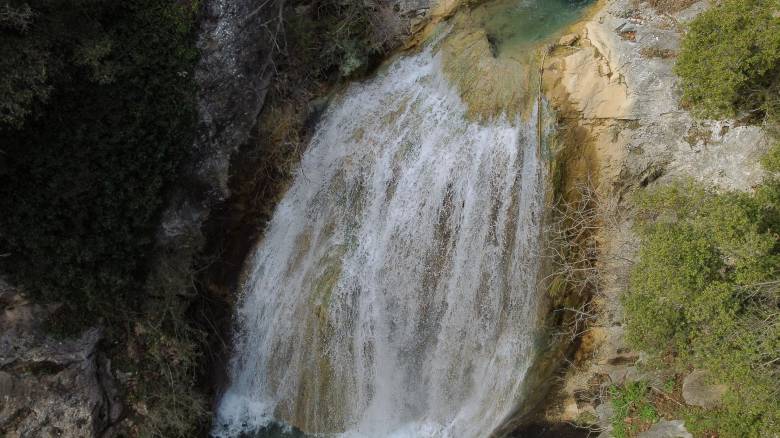 Τραγωδία στη Βέροια: Τι συνέβη και η 18χρονη πνίγηκε στα νερά του καταρράκτη - Τι εξετάζουν οι Αρχές