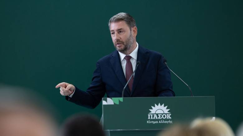 «Βολές» Ανδρουλάκη σε ΝΔ για το ιδιωτικό χρέος και «καρφιά» κατά Τσίπρα για νόμο Κατσέλη