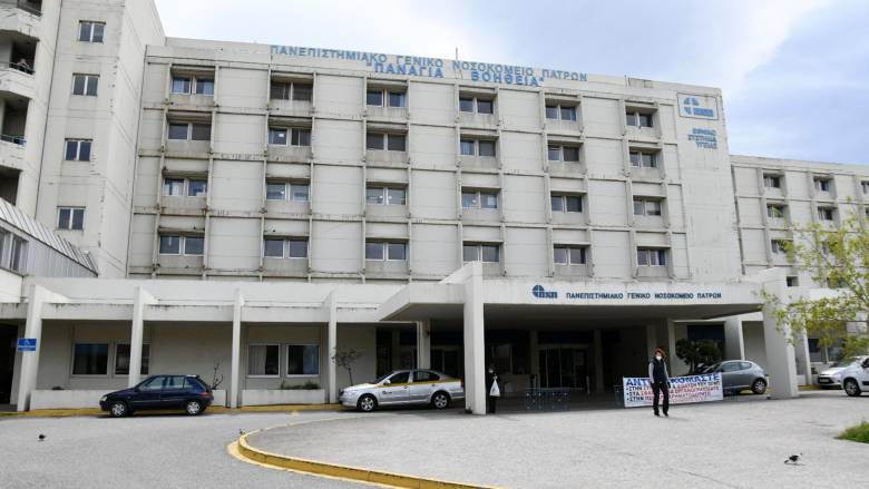 Διασωληνωμένος παραμένει ο 9χρονος που κινδύνευσε με πνιγμό στην παραλία Μαραθιάς