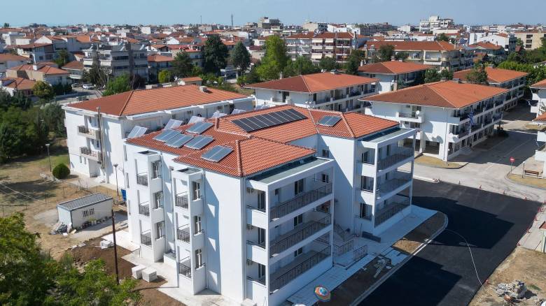 Δένδιας από Διδυμότειχο: Τον επόμενο μήνα παραδίδονται 24 νέες στρατιωτικές κατοικίες