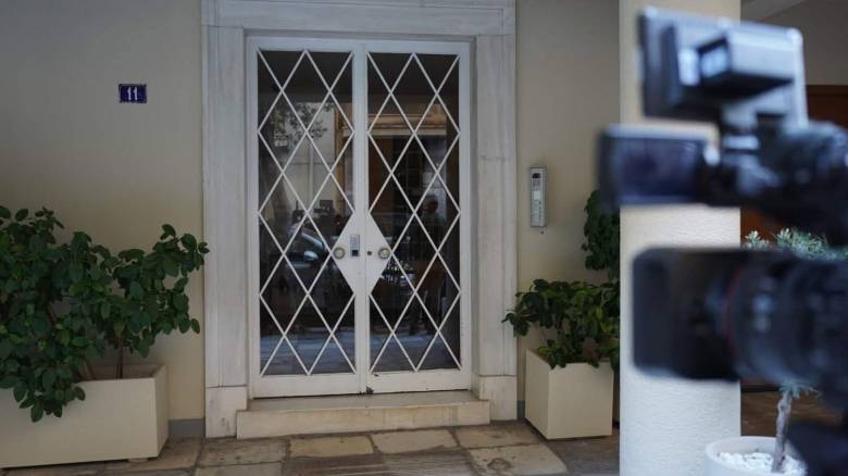 Μαζωνάκης: Τι βρίσκεται στο «μικροσκόπιο» Αρχών και ΙΣΑ - Σε εξέλιξη η έρευνα στο ιατρείο