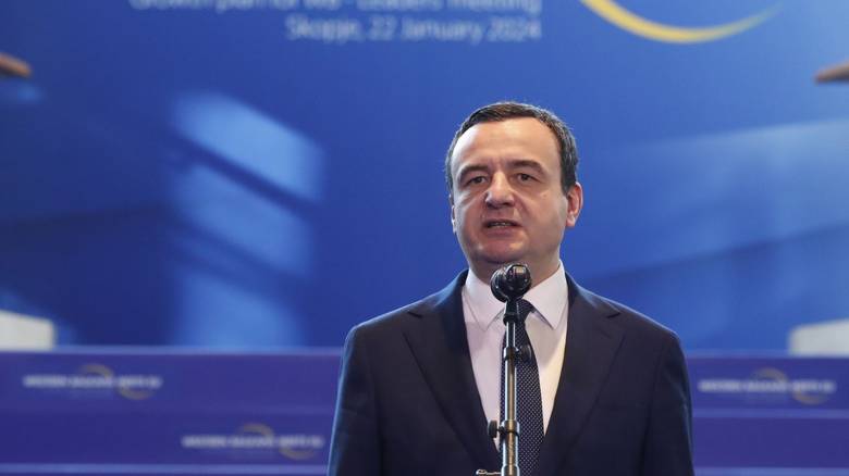 Ξανά πρωθυπουργός του Κοσόβου ο Αλμίν Κούρτι - Επανεξελέγη από το κοινοβούλιο