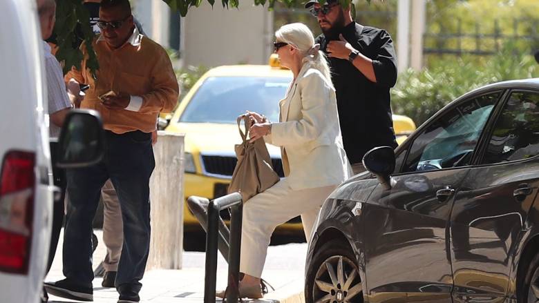 Στον ανακριτή οι δύο γιατροί που κατηγορούνται για τον θάνατο Μαζωνάκη