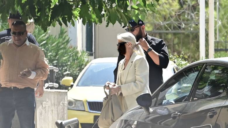Στον ανακριτή οι δύο γιατροί που κατηγορούνται για τον θάνατο Μαζωνάκη