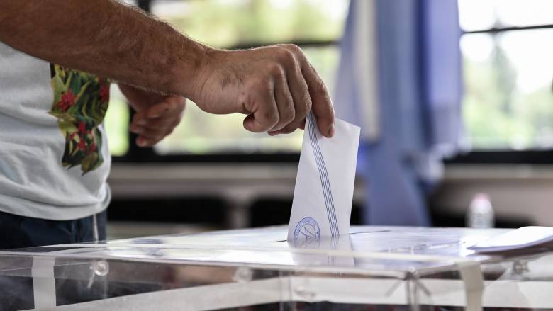 Τι έδειξαν οι πρώτες δημοσκοπήσεις μετά τη ΔΕΘ - Ποιο το αποτύπωμα των εξαγγελιών