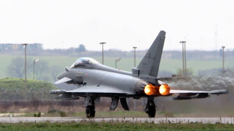 Ιταλικό Eurofighter επλήγη σε επίθεση κατά αεροπορικής βάσης στη Σαουδική Αραβία