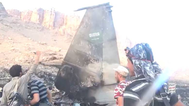 Νέο βίντεο των Χούθι για το σαουδαραβικό F-15: Συντρίμμια του αεροσκάφους στο σημείο της συντριβής