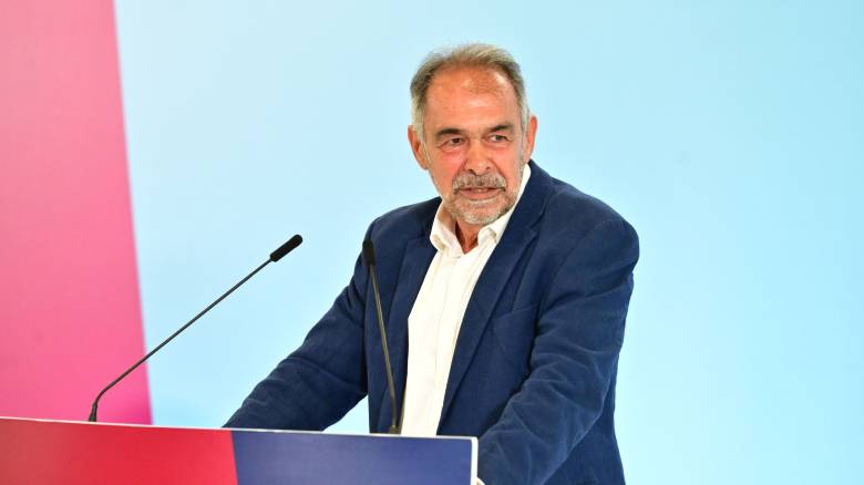 Νέα κόντρα ΠΑΣΟΚ και ΕΛΑΣ για το... «2 μπροστά» - Η δήλωση Ιωακειμίδη