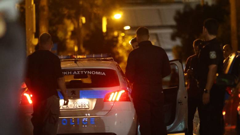 Έληξε η ομηρία στη Νίκαια - Σε ψυχιατρική κλινική μεταφέρονται ο δράστης και η 44χρονη γυναίκα