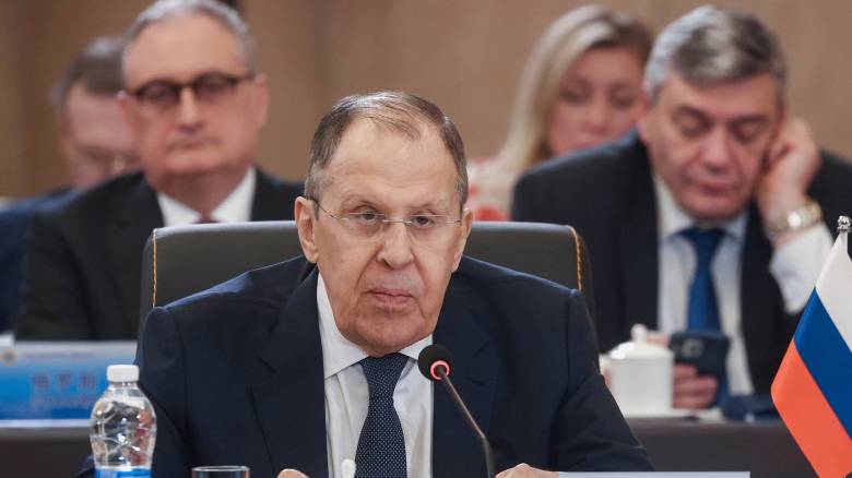 Απέκλεισε διακοπή του πολέμου στην Ουκρανία ο Σεργκέι Λαβρόφ