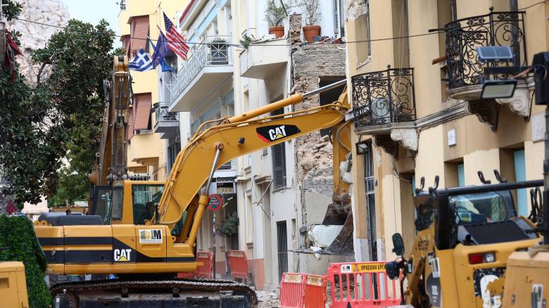 Φονική έκρηξη στην Πλάκα: Η διαδρομή του αγωγού φυσικού αερίου - Ενδείξεις ανάφλεξης και στο ισόγειο