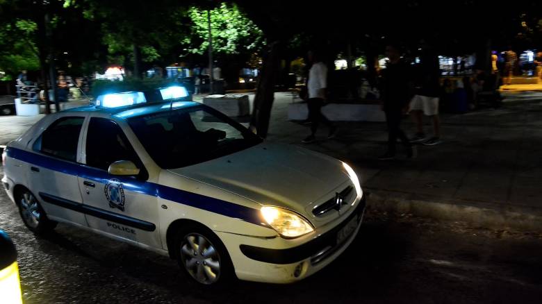 Θεσσαλονίκη: Συνελήφθη 45χρονος με αστυνομικό εξοπλισμό - Και ασύρματοι στα κατασχεθέντα