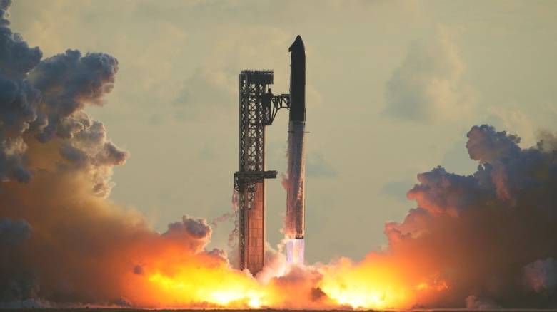 Ο πύραυλος Starship της SpaceX σε τροχιά γύρω από τη Γη για πρώτη φορά