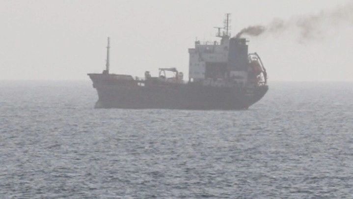 Αιματηρός επίλογος σε πειρατεία δεξαμενόπλοιου στη Σομαλία – Νεκρά πέντε μέλη του πληρώματος