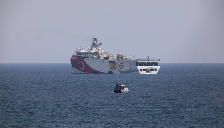 Πυρά ΕΛ.Α.Σ - ΠΑΣΟΚ μετά τις δηλώσεις Συρίγου για διπλή «υποχώρηση στην Κάσο»
