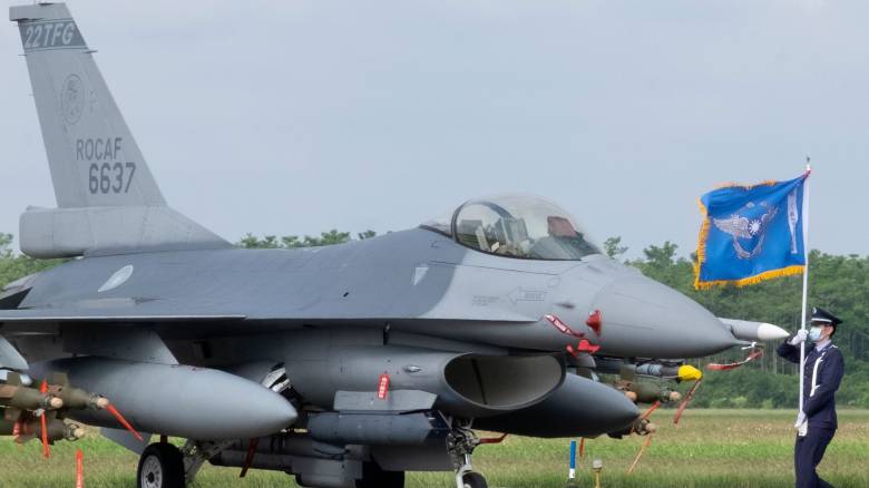 Η Ταϊβάν παρέλαβε τα δύο πρώτα F-16V από τις ΗΠΑ - Η αντίδραση του Πεκίνου