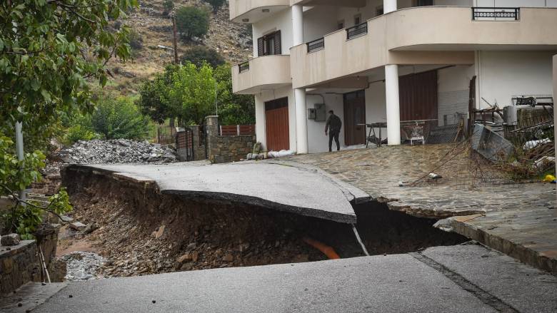 Κρήτη: Ανυπολόγιστες ζημιές από την κακοκαιρία, διασώθηκαν 101 άτομα - Κλειστά σχολεία και αυτοψίες