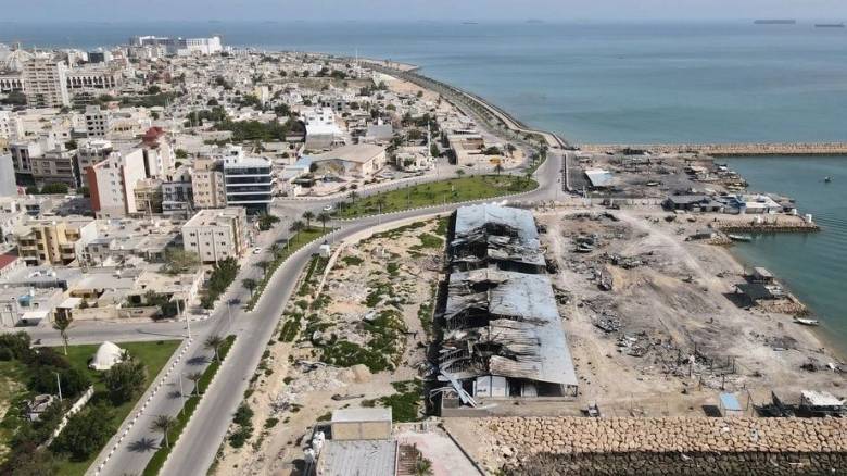 Εκρήξεις κοντά στο νησί Κεσμ του Ιράν - Στα ύψη η ένταση με τις ΗΠΑ