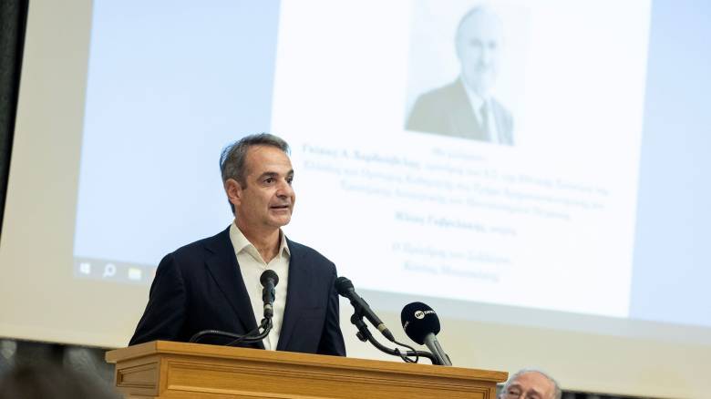 Μητσοτάκης για Ζομπανάκη: «Υποχρέωση της οικονομίας και των τραπεζών να υπηρετούν την κοινωνία»
