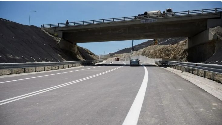 Θανατηφόρο τροχαίο στα Χανιά: Οδηγός οχήματος παρέσυρε 32χρονο πεζό