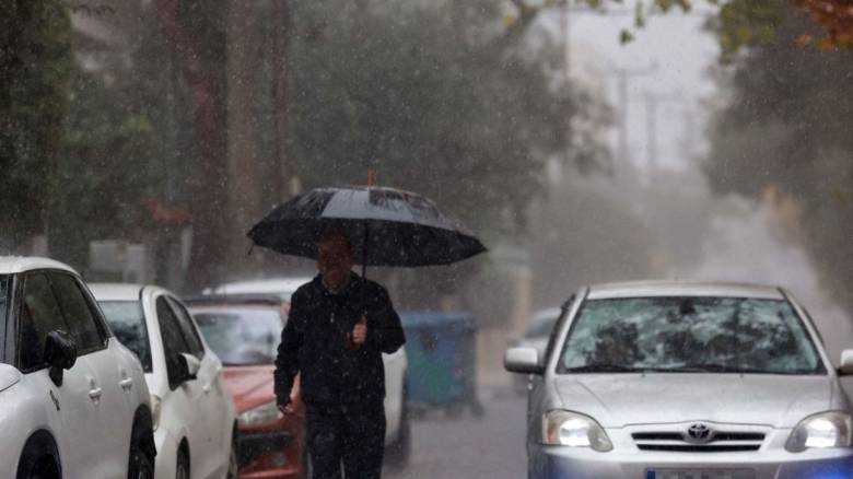 Σε Red Code η Αττική λόγω της κακοκαιρίας - Έκτακτα μέτρα από δήμο Αθηναίων και Περιφέρεια