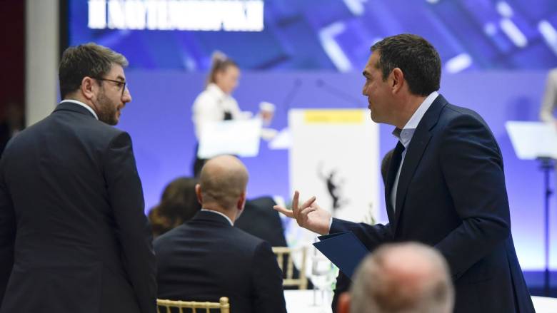 Νέο μέτωπο στον «πόλεμο» Ανδρουλάκη - Τσίπρα με φόντο τη συγκυβέρνηση με τη ΝΔ