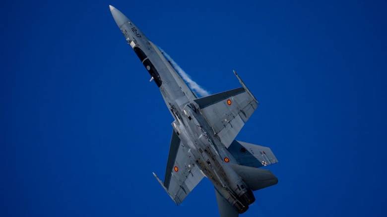Συναγερμός στο ΝΑΤΟ: F-18 απογειώθηκαν για να αναχαιτίσουν εναέριο στόχο στη Ρουμανία