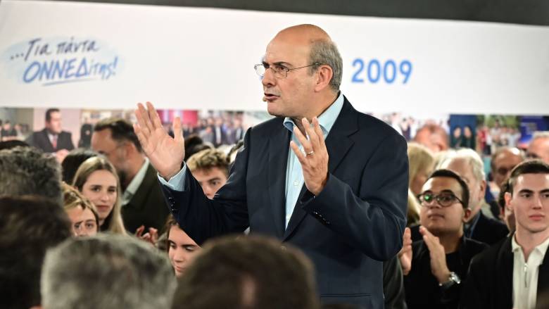 To μήνυμα Χατζηδάκη στην ΟΝΝΕΔ: Να πάρουμε στην πλάτη μας την επόμενη εκλογική μάχη