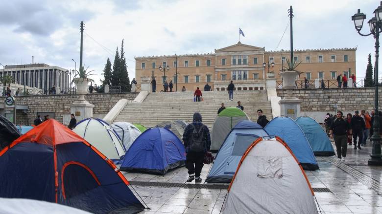 Διήμερο κινητοποιήσεων από φοιτητές, εκπαιδευτικούς, μαθητές - Σκηνές στο Σύνταγμα από το απόγευμα