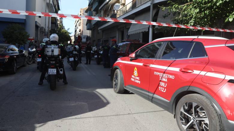 Έκρηξη στον Κολωνό: Έρευνα για «παγίδα θανάτου» κάνουν οι αρχές - Τέσσερις οι τραυματίες