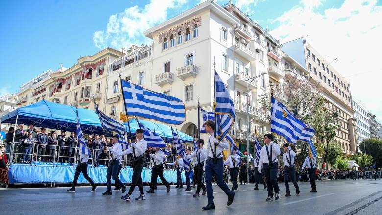 Επέτειος 28ης Οκτωβρίου: Συγκίνηση και υπερηφάνεια στη μαθητική παρέλαση της Θεσσαλονίκης