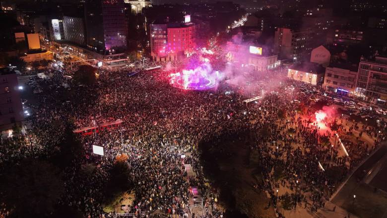 Από τη Σερβία και την Ουγγαρία, ένα μήνυμα προς την Ευρώπη: Η ανάγκη για ένα νέο κοινωνικό συμβόλαιο