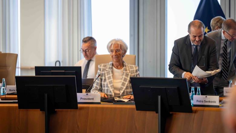 Η ΕΚΤ καθορίζει τα βασικά επιτόκια για τη ζώνη του ευρώ - Τι σημαίνουν και ποιους αφορούν