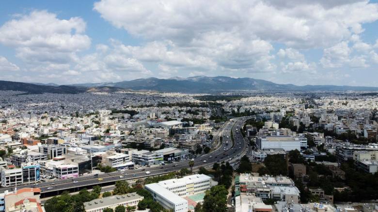 FT: Γιατί μετακομίζουν οι υπερπλούσιοι στην Αθήνα - Τα φορολογικά κίνητρα και η πρόκληση