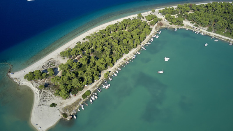 Χρώμα και άρωμα Χαλκιδικής στα κορυφαία ταξιδιωτικά μέσα της Ιταλίας