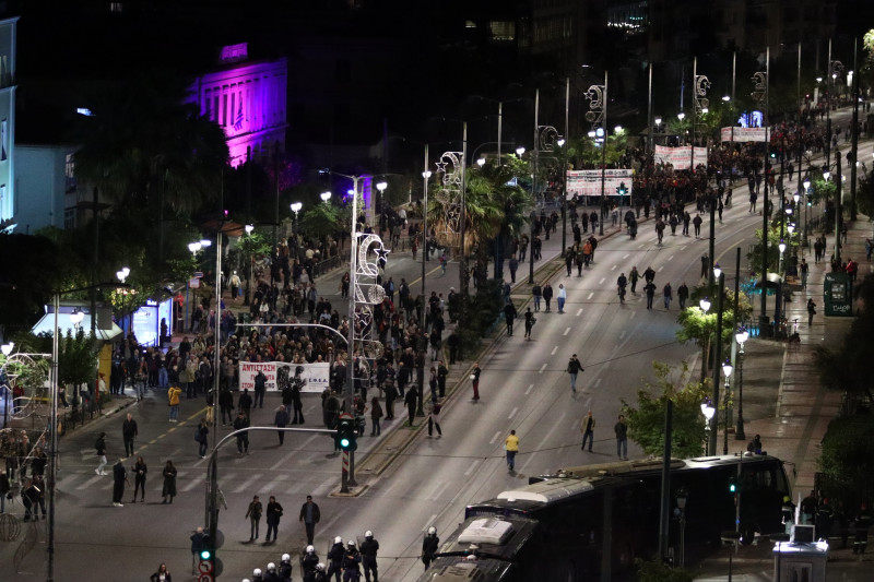 poreia polytexeneio presbeia