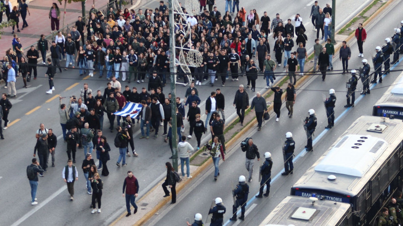 polytexneio simaia presbeia