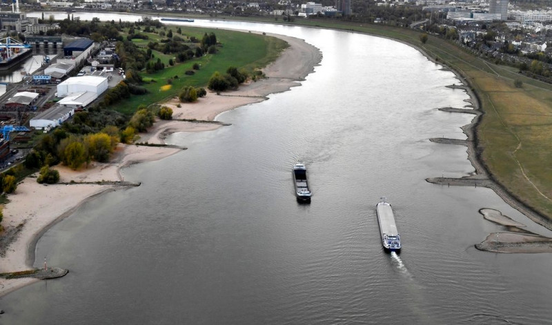 Έως και 4.700 τόνοι απορριμμάτων εισέρχονται κάθε χρόνο στον Ρήνο