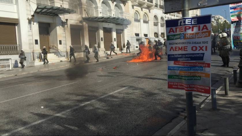 Ένταση στο Σύνταγμα