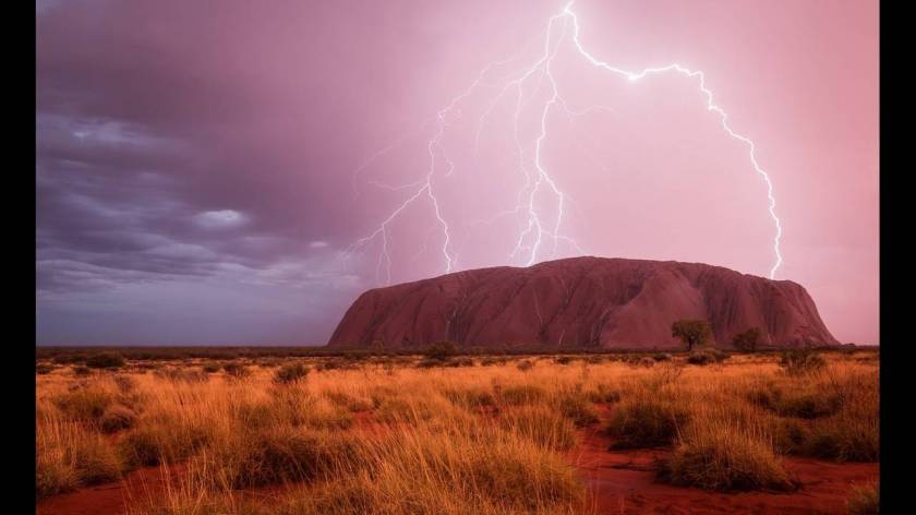Εθνικό Πάρκο Uluru-Kata Tjuta, Αυστραλία. Christoph Schaarschmidt