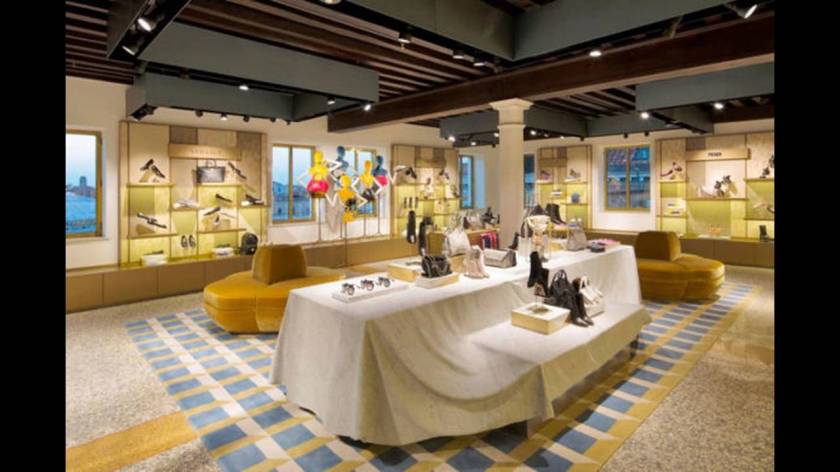 Μέσα στο ωραιότερο εμπορικό κέντρο του κόσμου