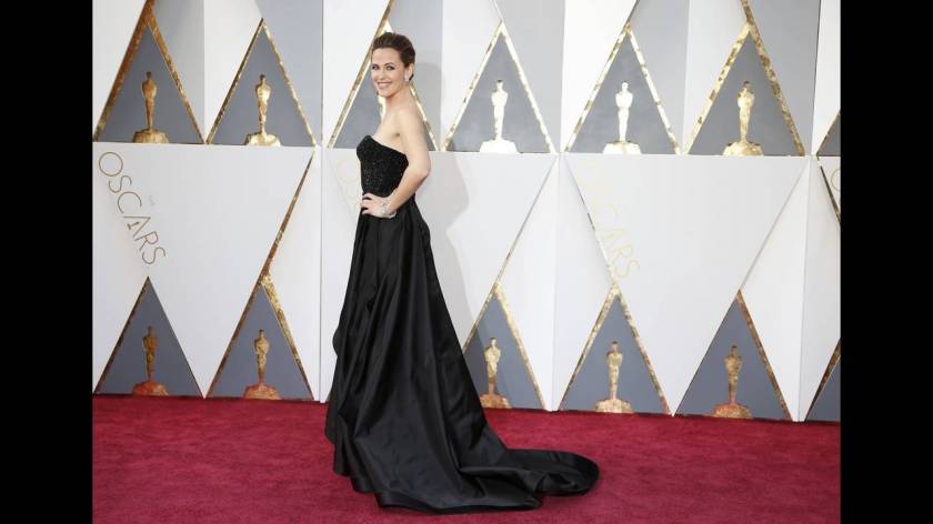 Τζένιφερ Γκάρνερ με Atelier Versace