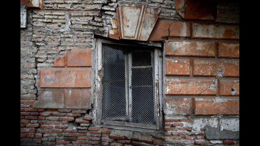 Τιφλίδα: Η ανεξίτηλη πατίνα του χρόνου στην παλιά πόλη