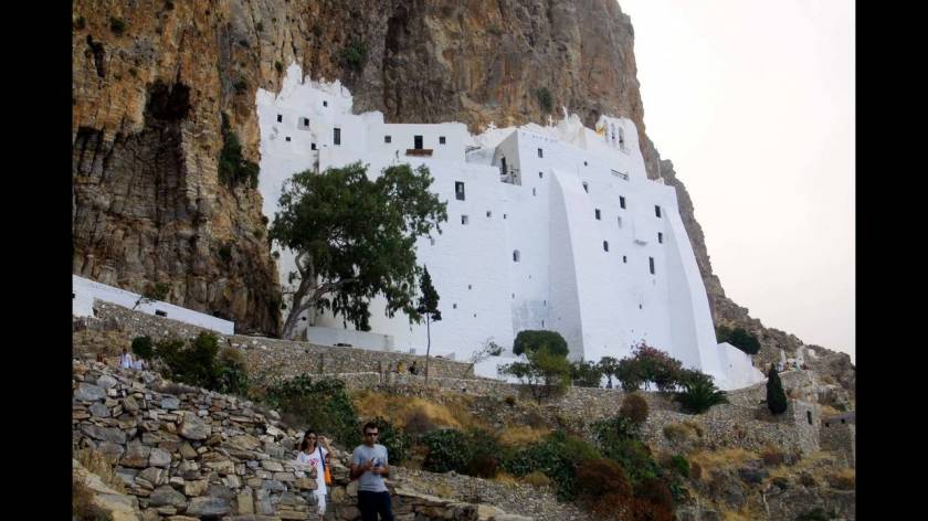 Μοναστήρι της Παναγίας Χοζοβιώτισας στην Αμοργό