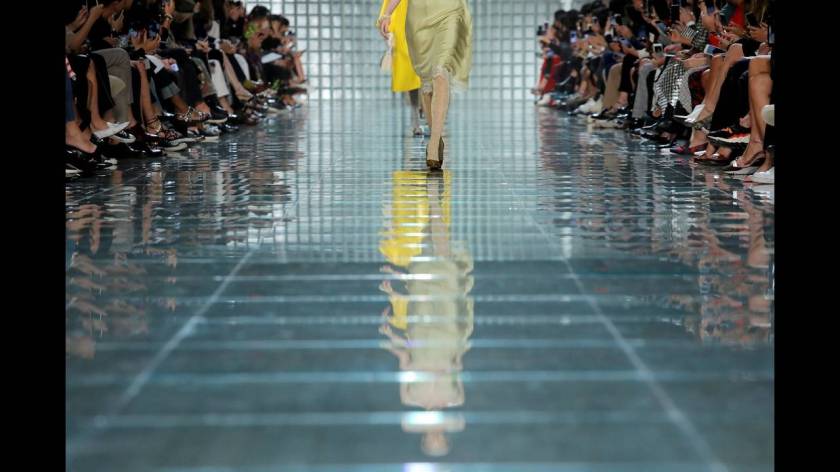MARC JACOBS