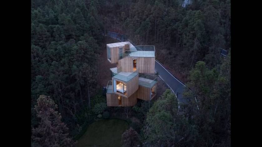 Qiyunshan Tree House, Xiuning, China
