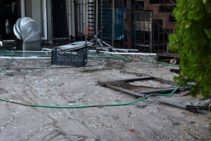 marousi, taberna, ekrixi