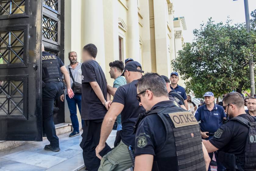 ΠΑΤΡΑ ΦΩΤΙΑ