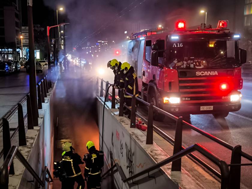 ΠΥΡΚΑΓΙΑ ΣΕ ΥΠΟΓΕΙΑ ΔΙΑΒΑΣΗ ΣΤΗ ΛΕΩΦΟΡΟ ΣΥΓΓΡΟΥ (ΓΙΩΡΓΟΣ ΚΟΝΤΑΡΙΝΗΣ / EUROKINISSI)