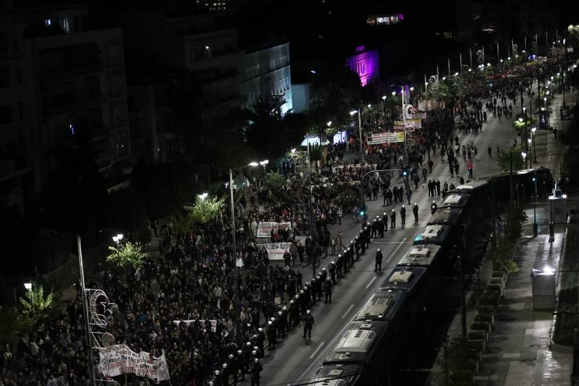 polytexneio poreia amerikaniki presbeia